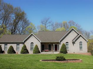 8919 Sandy Valley Acres Dr, Hillsboro, MO 63050