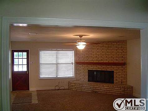 2nd image of 431 Longworth Blvd