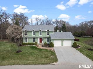 1916 Parkway Dr, Port Byron, IL 61275