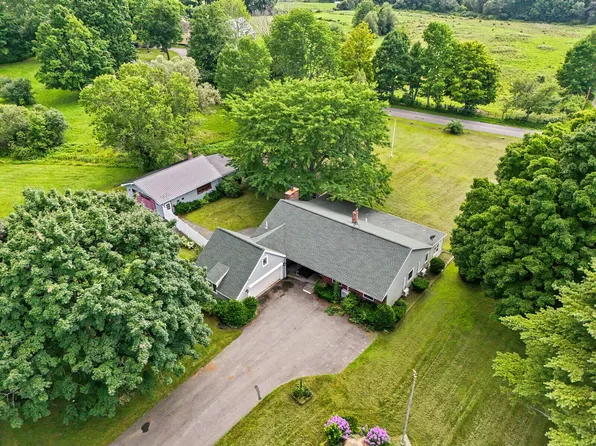 2144 Riverside Drive, Vassalboro, ME 04989