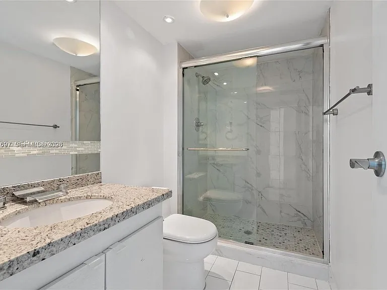 20335 N Country Club Dr #209 — Photo 12