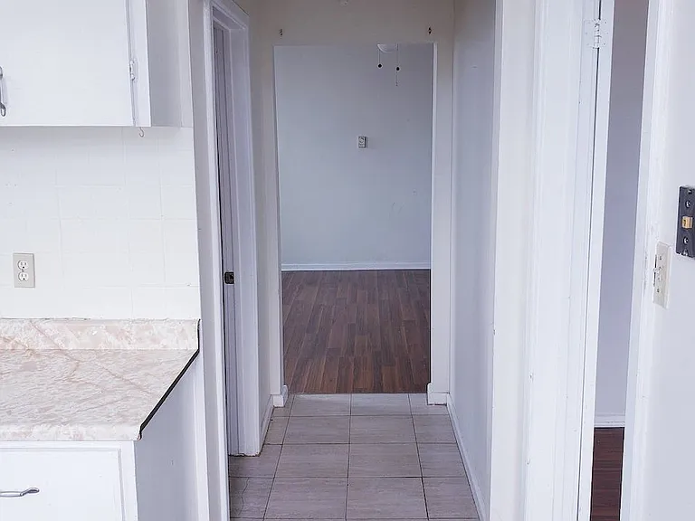 279 Drouillard Rd #2 — Photo 32