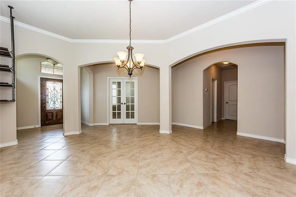3 bed, 2187 sqft, $2,650 — Photo 4