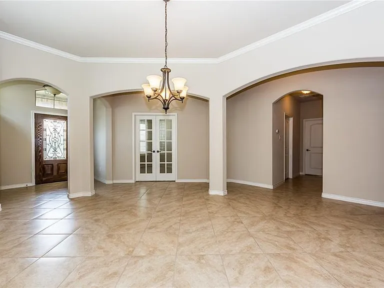 508 Cypress Hill Dr — Photo 4