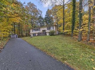 38 Lily Rd, Wanaque, NJ 07465
