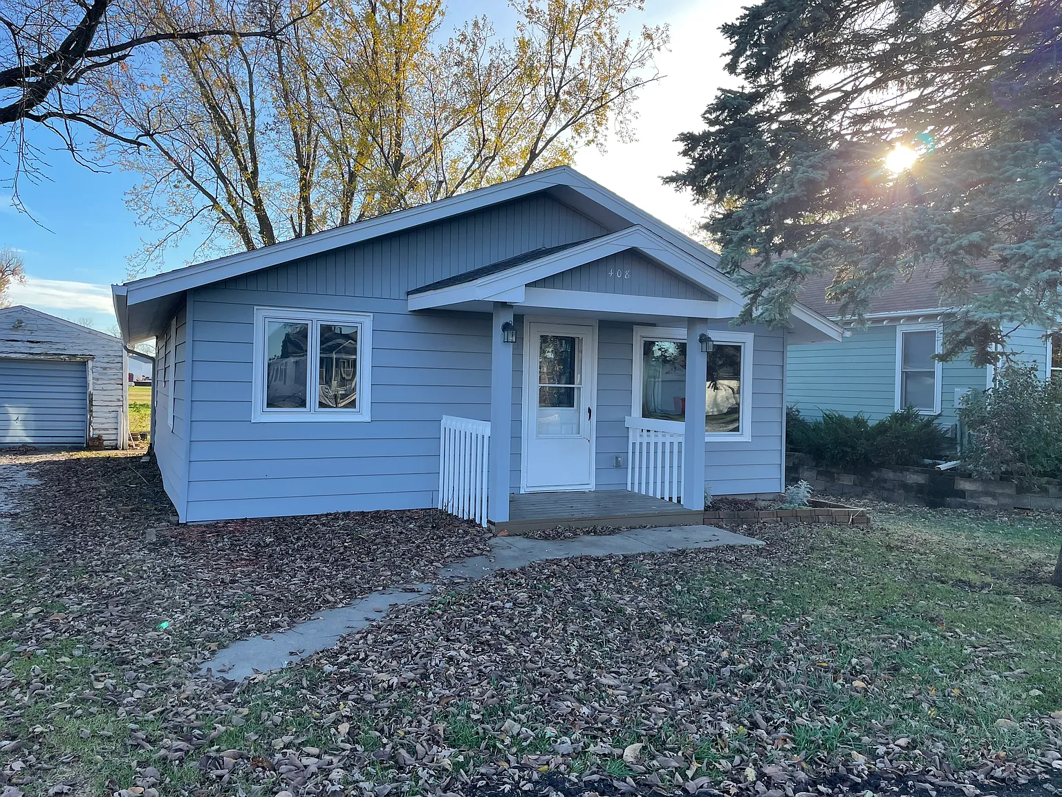 2 bed, 884 sqft, $1,200 — Photo 1