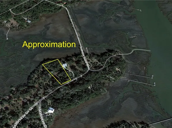 11 Seabreeze Dr SE, Darien, GA 31305