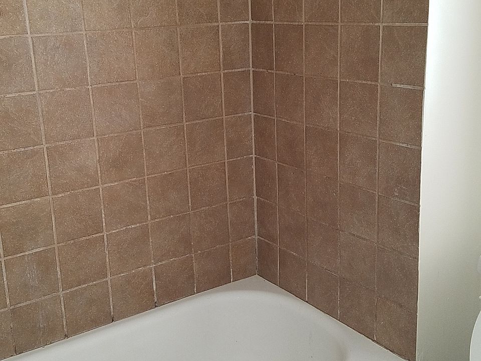 1st image of 2611 E Harold St