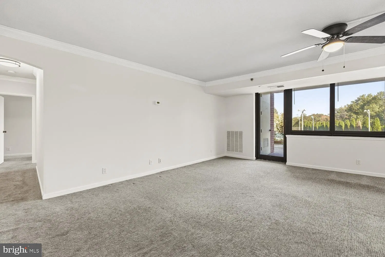2 bed, 2.0 bath, 1220 sqft, $3,250 — Photo 4
