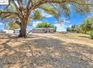 17647 Meadowlark Ln, Sonora, CA 95370