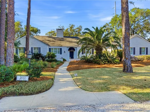 2033 Bruce Dr, Saint Simons Island, GA 31522