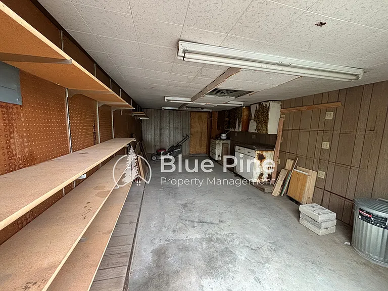 1080 Halsey St — Photo 13