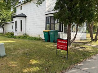 311 E 4th St, Crookston, MN 56716
