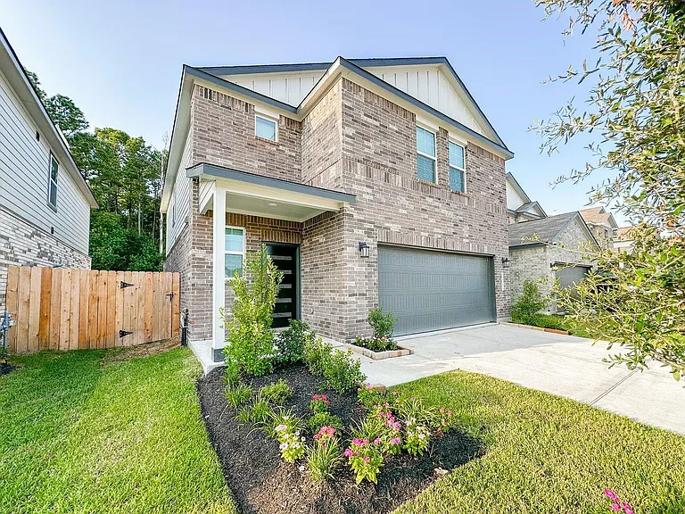 7934 Alset Dr — Photo 2