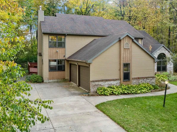 801 North COLUMBUS AVENUE, Marshfield, WI 54449