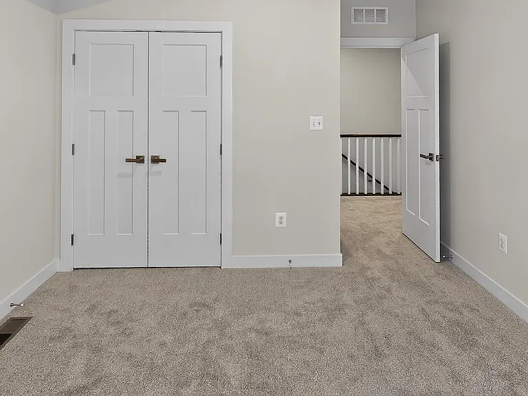 2542A Verona Pl — Photo 23