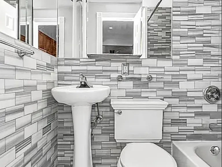 186 Avenue B #6 — Photo 5