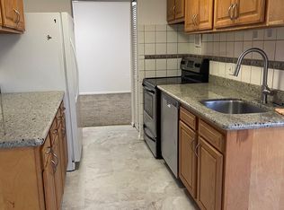7712 Hanover Pkwy APT 102, Greenbelt, MD 20770