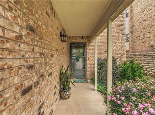 4403 Overlook Ct, Granbury, TX 76049