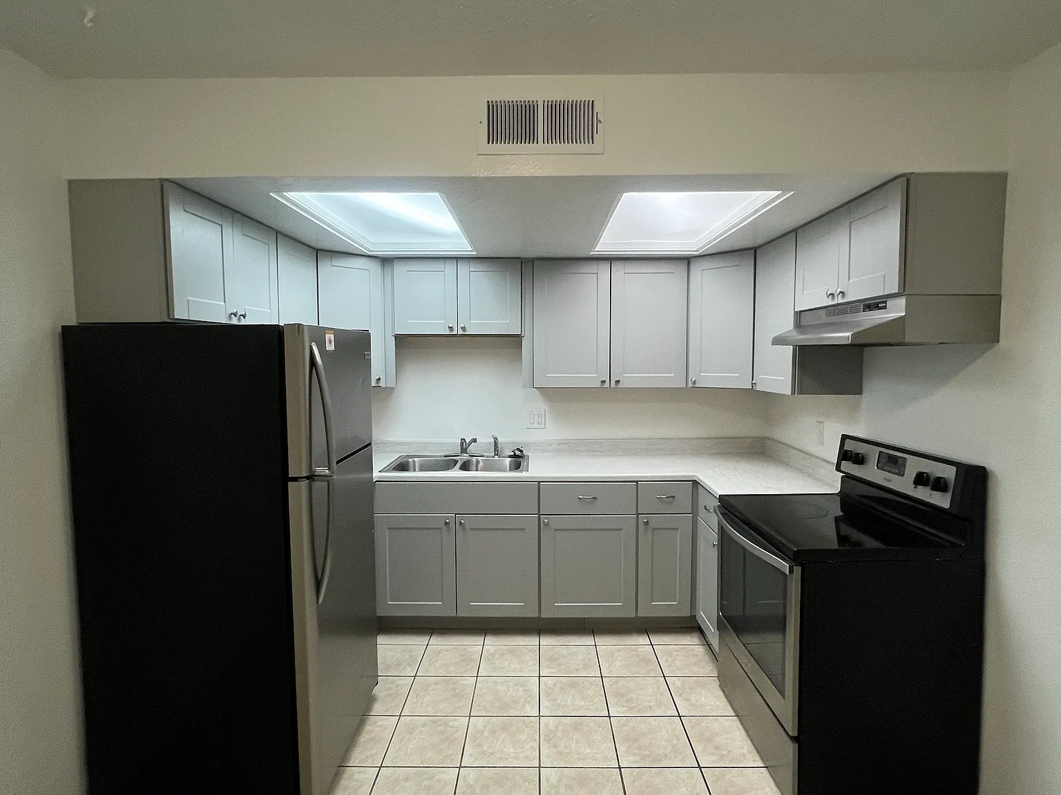 2 bed, 800 sqft, $1,195 — Photo 3