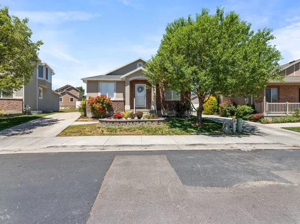 12442 S Saquamish St #210, Herriman, UT 84096
