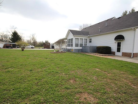 5th image of 1025 Snead Dr