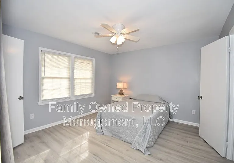 113 Susan Dr #A — Photo 16
