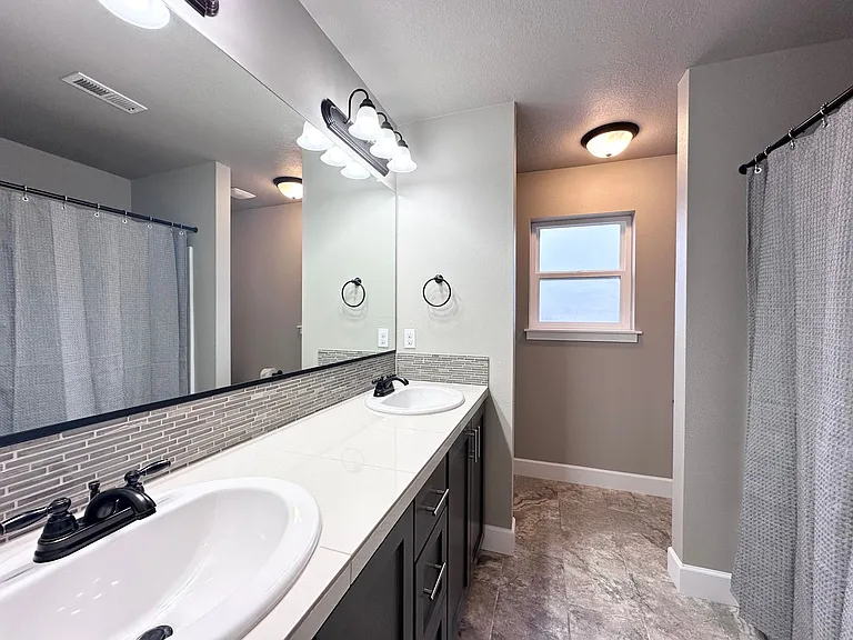 4337 N Hunt St — Photo 14
