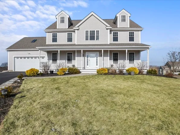 1 Hilltop Rd, Danvers, MA 01923