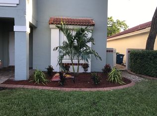1432 Seagrape Cir, Weston, FL 33326