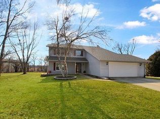 1807 Remington Ct, Freeport, IL 61032