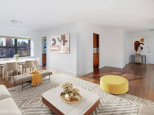 160 East 38th Street 32A image 3 of 21
