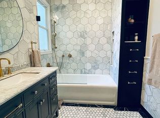 1237 Chestnut St APT 5, San Francisco, CA 94109