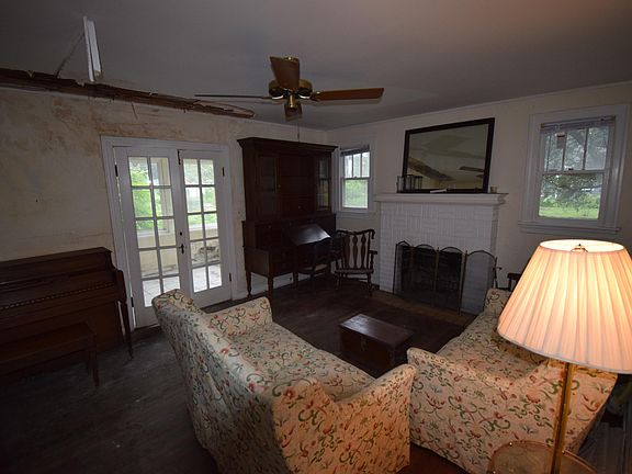 5th image of 4004 Dellwood Ave