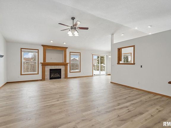 3rd image of 4411 N Gayman Ave