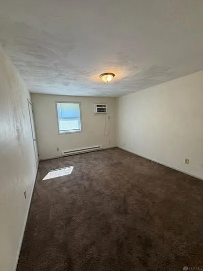 2 bed, 1.5 bath, 1024 sqft, $875 — Photo 4