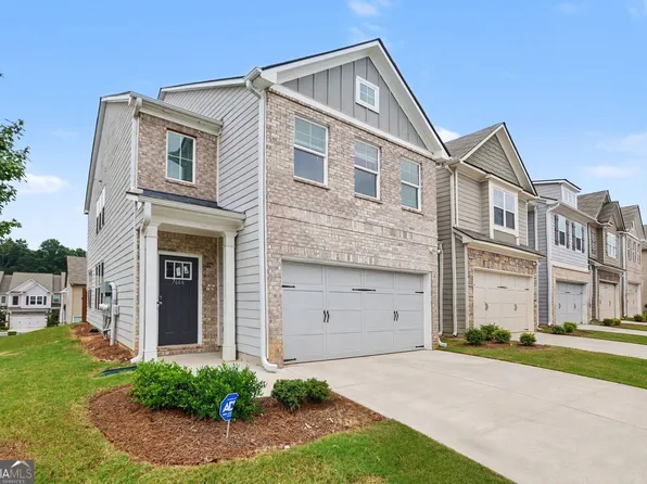 7666 Squire Ct, Fairburn, GA 30213