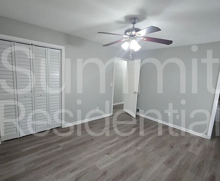12805 Ewing Ave — Photo 14