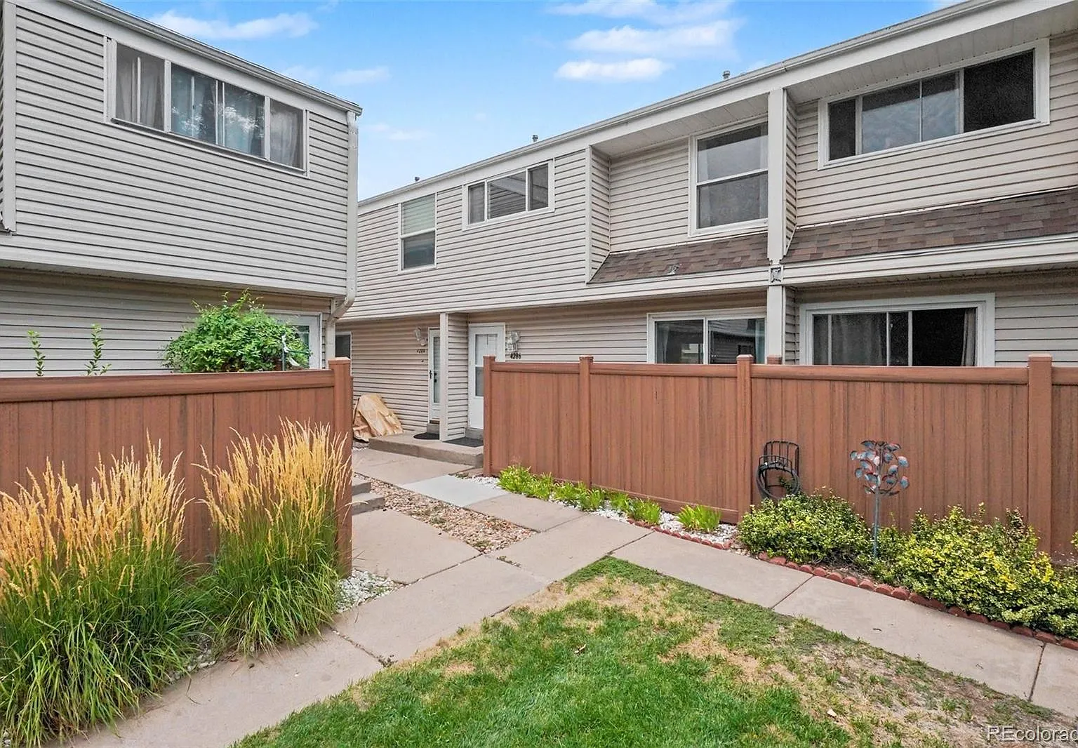 3 bed, 1.5 bath, 1698 sqft, $2,800 — Photo 1