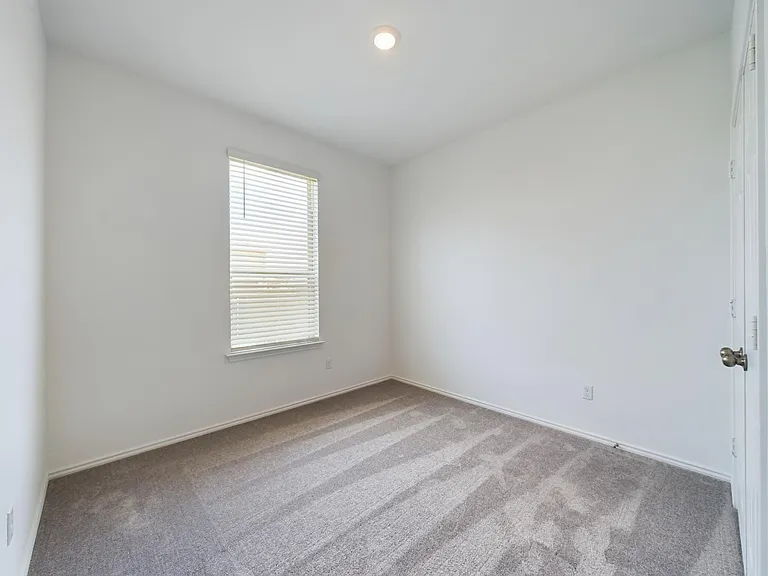 437 Pickrell Loop — Photo 5