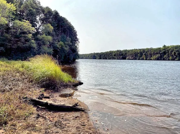 4 Birch Trail, Wisconsin Dells, WI 53965