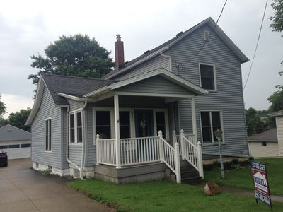 377 Hillsdale Ave, Barberton, OH, 44203