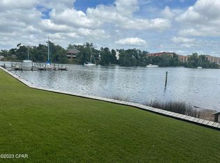 250 E 3rd Pl, Panama City, FL 32401