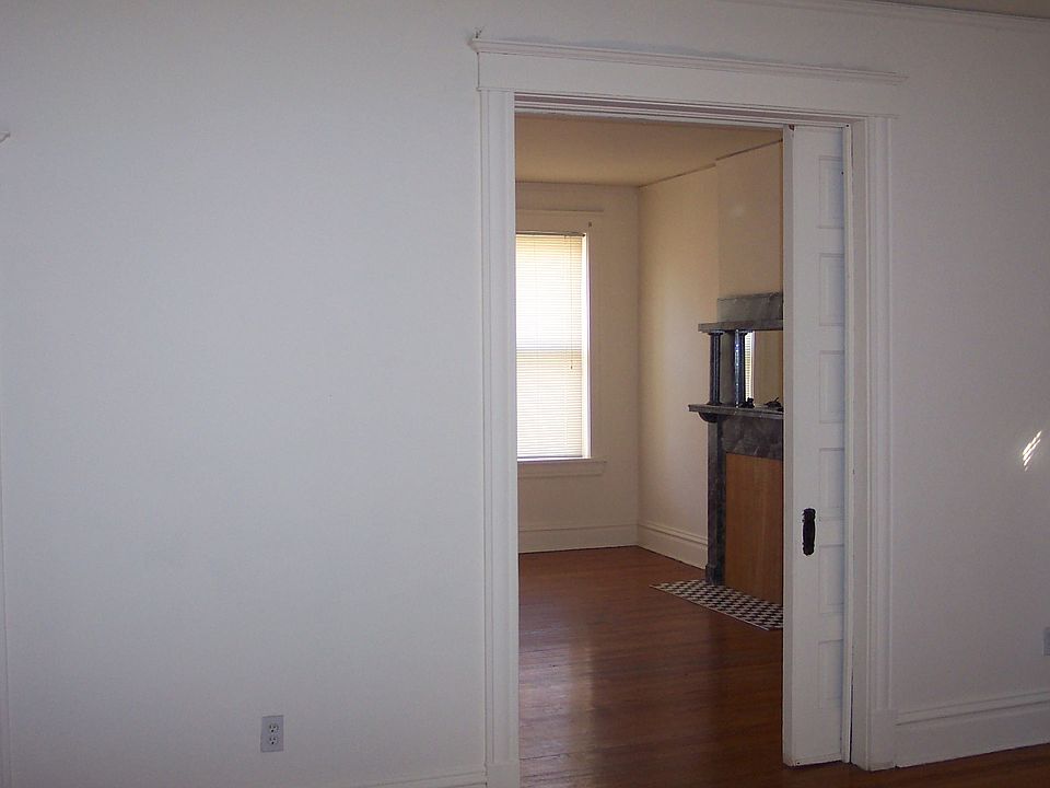 2nd image of 3618-3620 Dunnica Ave