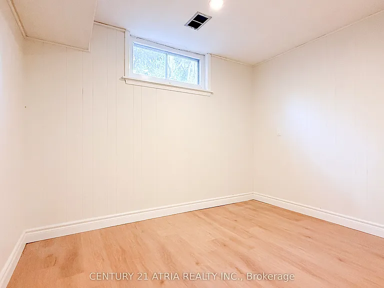 151 Fenn Ave — Photo 9