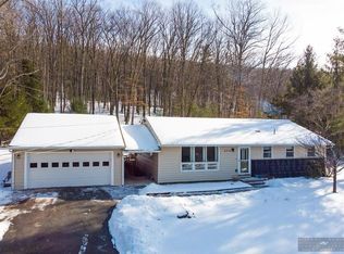 826 Harold Dr, Pennsylvania Furnace, PA 16865