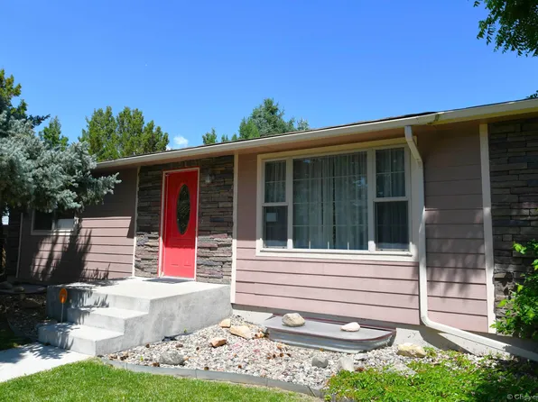 1104 11th St, Wheatland, WY 82201