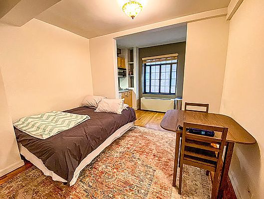 1st image of 5 Tudor City Pl APT 1410