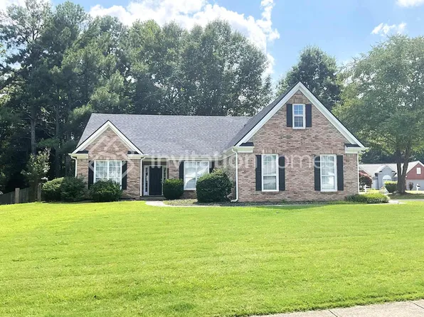1950 Dartford Way, Hoschton, GA 30548
