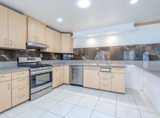 1688 W Sumac Ln, Anaheim, CA 92802